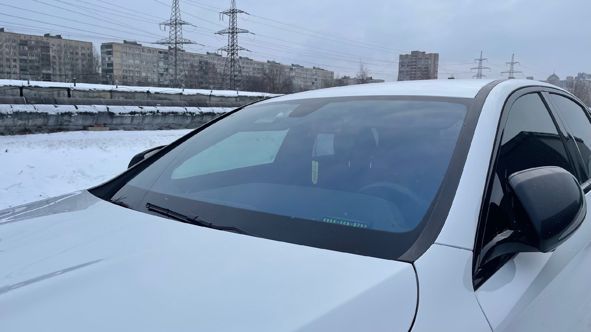 Тонировка лобового стекла атермальной плёнкой в рамках ГОСТа
