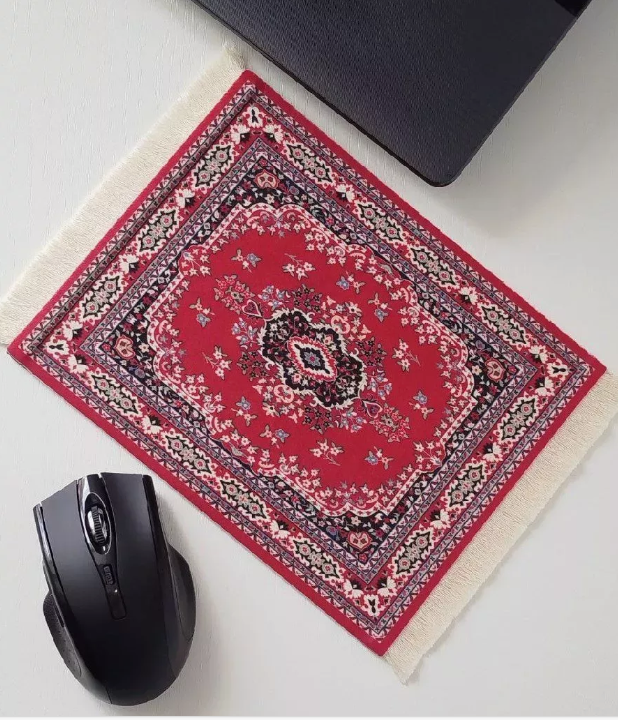 Цена 300 рублей.