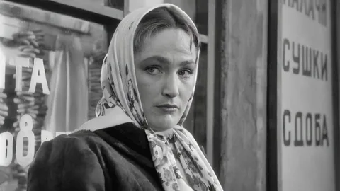 Вот она -  главная героиня из фильма "Евдокия" молодая и здоровая.  Почему не работает? 