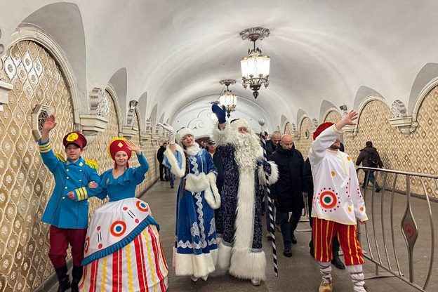    В Москве проходят праздничные мероприятия от новогодней столицы России