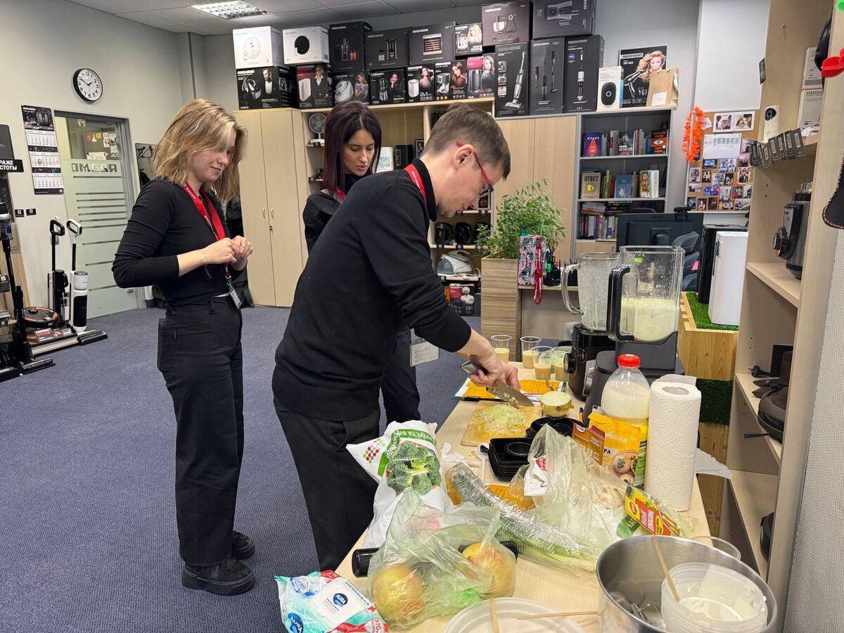 Тренинг, в ходе которого участники знакомятся с техникой REDMOND на практике. 