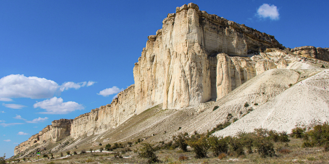 Белая скала Крыма: исполин из белого камня, вылепленный временем