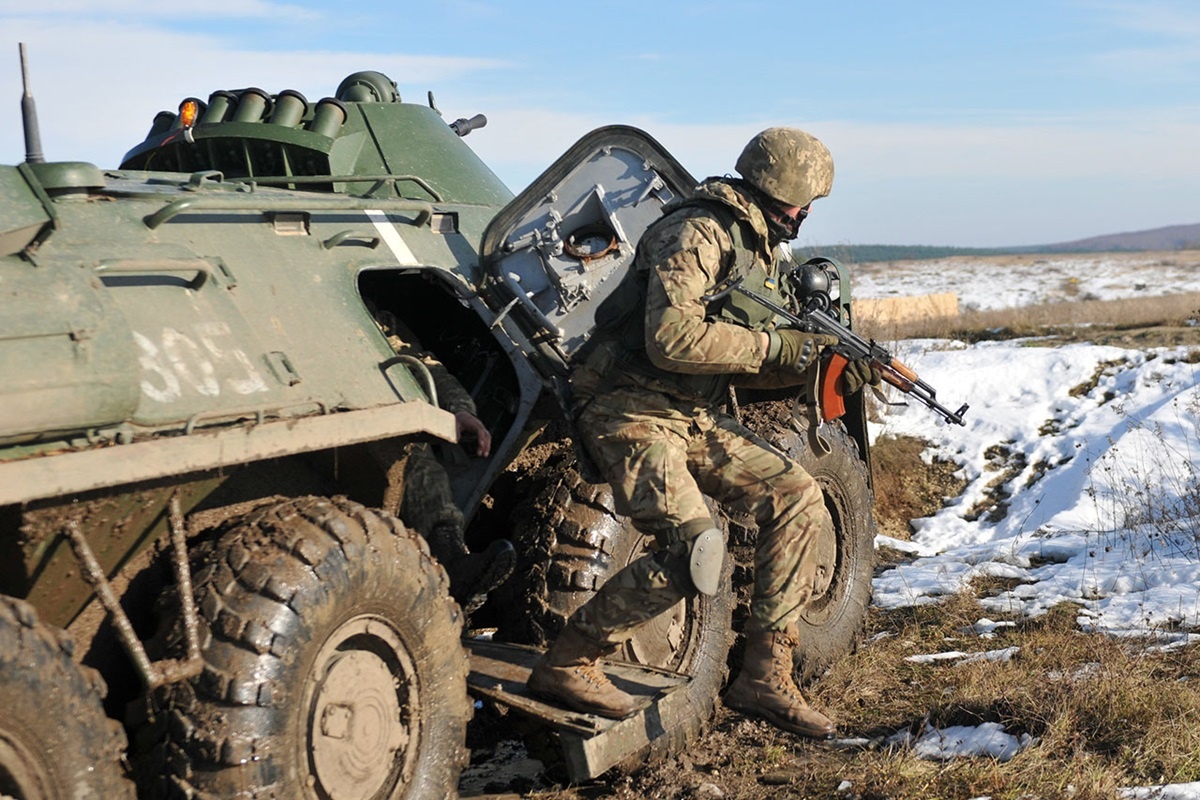 Войска ВСУ слабеют, россияне продвигаются все быстрее.  Фото: Фото: flickr.com / U.S. Army Europe / Photo by Staff Sgt. Elizabeth Tarr (Public domain)