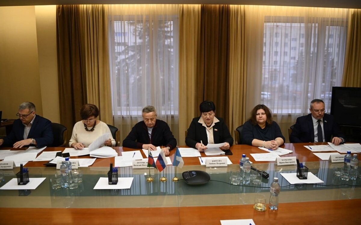    Конкурсная комиссия оценила кандидатов на пост мэра Белгорода Фото из телеграм-канала «Депутаты Белгорода»