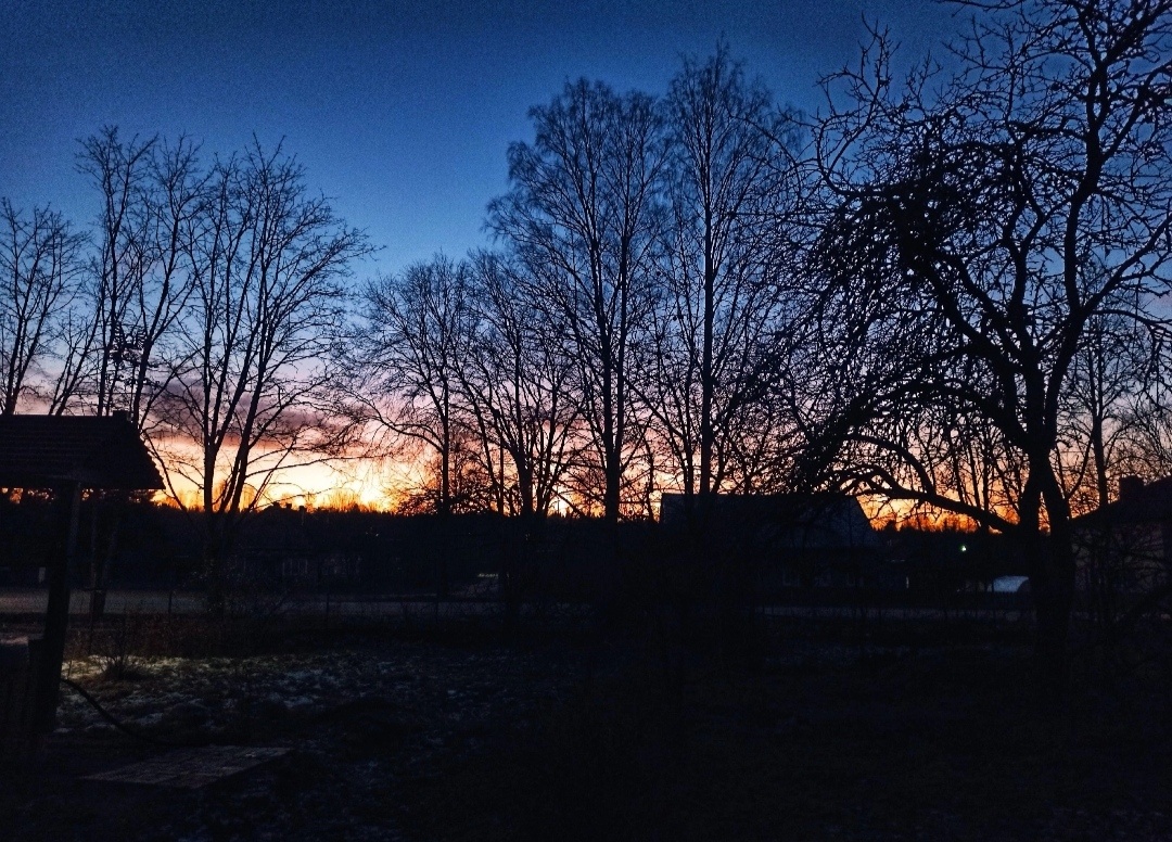 Закат в деревне.