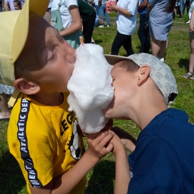 С детства никому не уступлю!