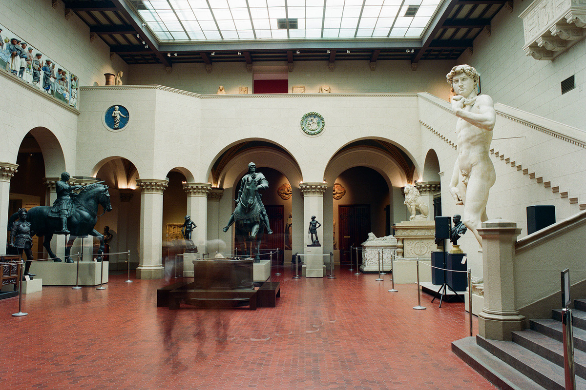    Итальянский дворик Пушкинского музея