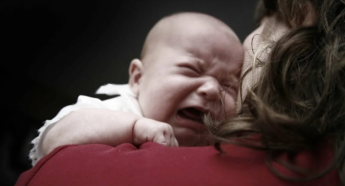    Умение громко плакать очень важно для выживания малышей. Источник изображения: Bigstock