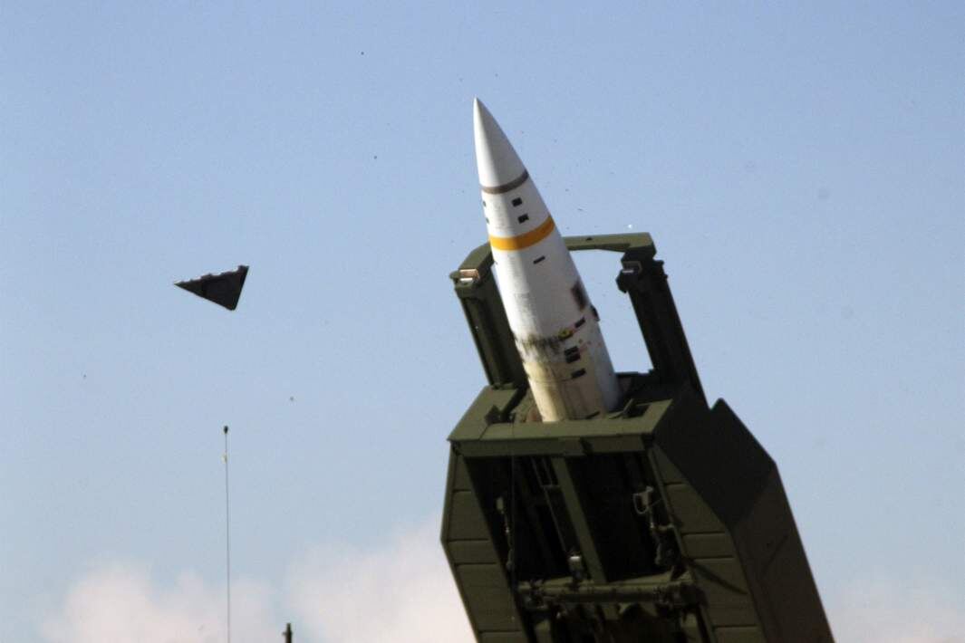 Ракета.  фото: картинки яндекса.   