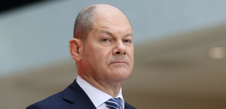 Олаф Шольц у читателей Playboy явно не в фаворе