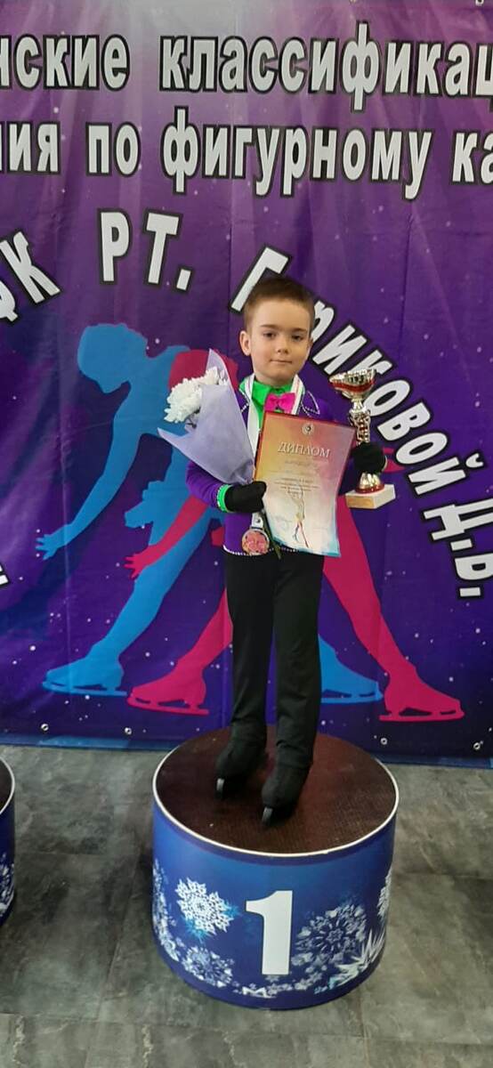 Апрель 2022 года. Защита норматива Первые шаги. Первый старт Тимофея.