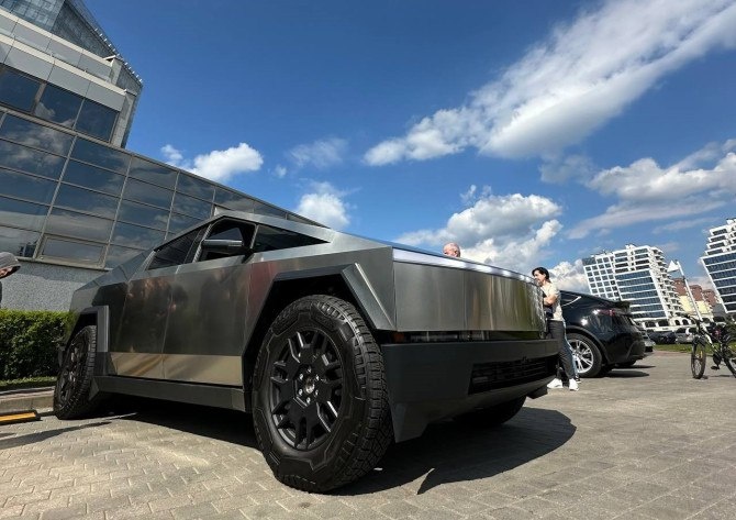 Tesla Cybertruck в России