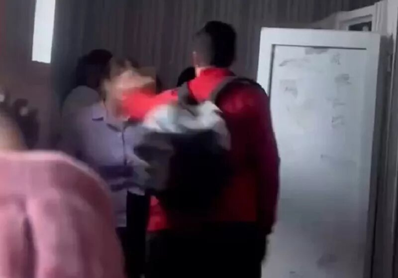 Скрин с видео.
