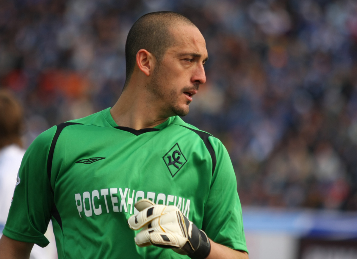 Эдуардо Лобос в "Крыльях"