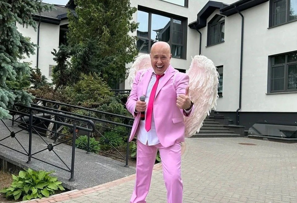    Певец высказался о пенсии и творческом долголетии. Фото: личная страница Александра Солодухи в соцсети.