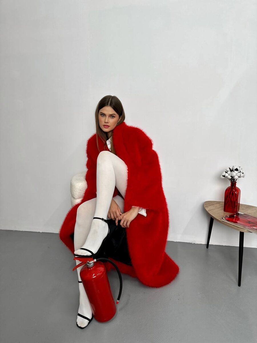 Шуба из искусственного меха. Дизайнерская одежда TatForYou / Tissavel.