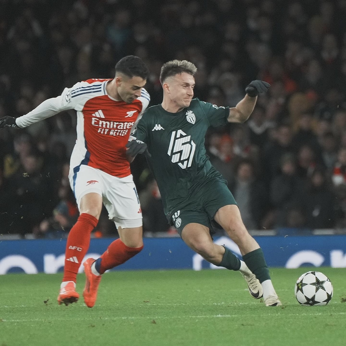 Арсенал - Монако: Александр Головин