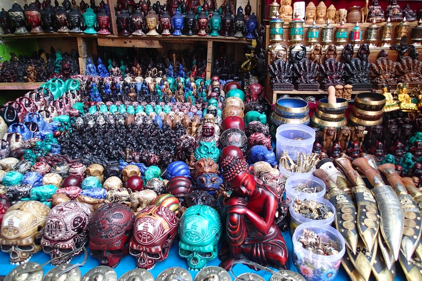 Сувениры италии. Абхазия сувениры. Популярные сувениры. Турецкие подарки сувениры. Национальные сувениры.