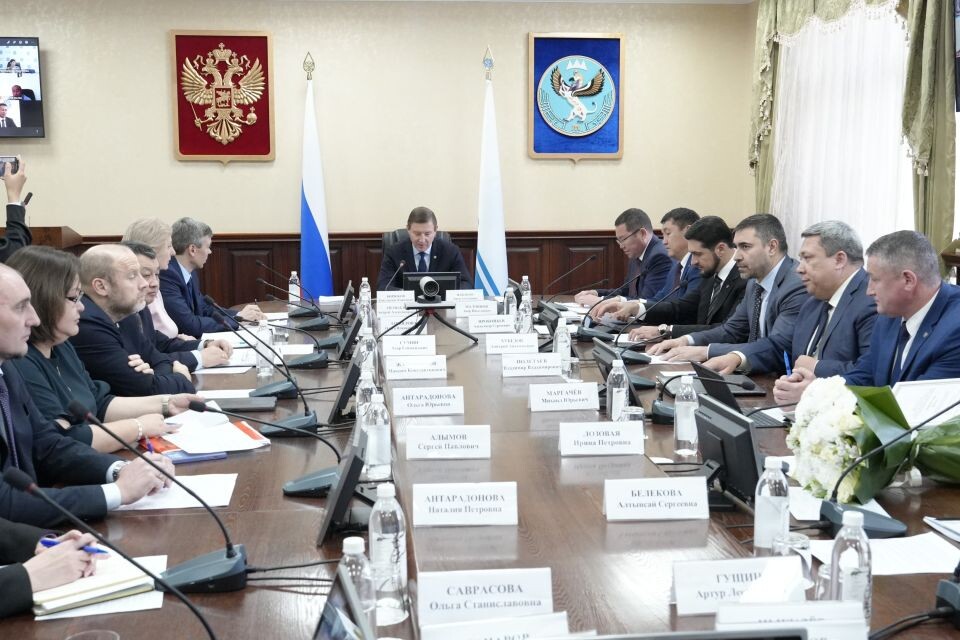    Заседание правительства Республики Алтай. Источник: Андрей Сороко/"Толк"