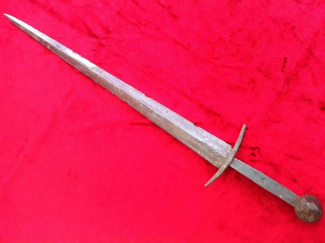 Меч 13 век русь. Меч романский рыцарский. Романский меч 13 век. Меч 14 века европа. Меч 14 век.