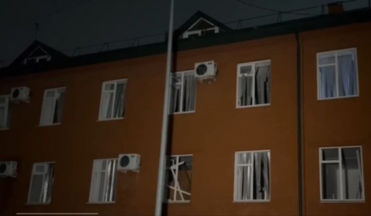    Поврежденная казарма МВД в Грозном / t.me/s/RKadyrov_95