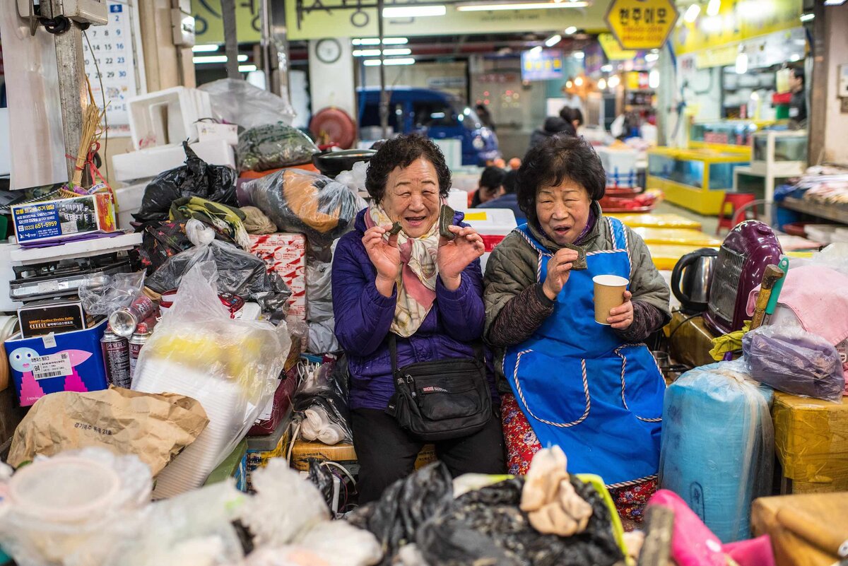 Работницы рынка