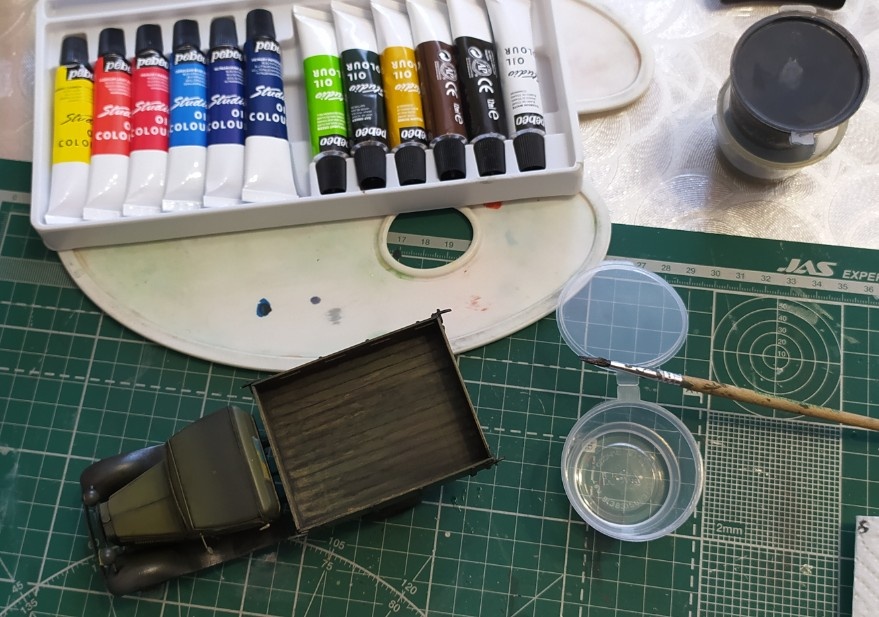 Какая краска нужна для масляных точек на бронетехнике | Какие купить  хорошие и недорогие. Фото из личного архива.© 2021 год