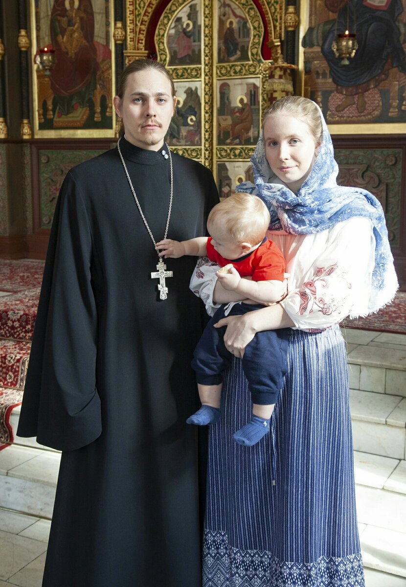 Храм в честь иконы Божией Матери "Утоли моя печали" г. Саратова. Фото в день рукоположения отца Павла в иереи