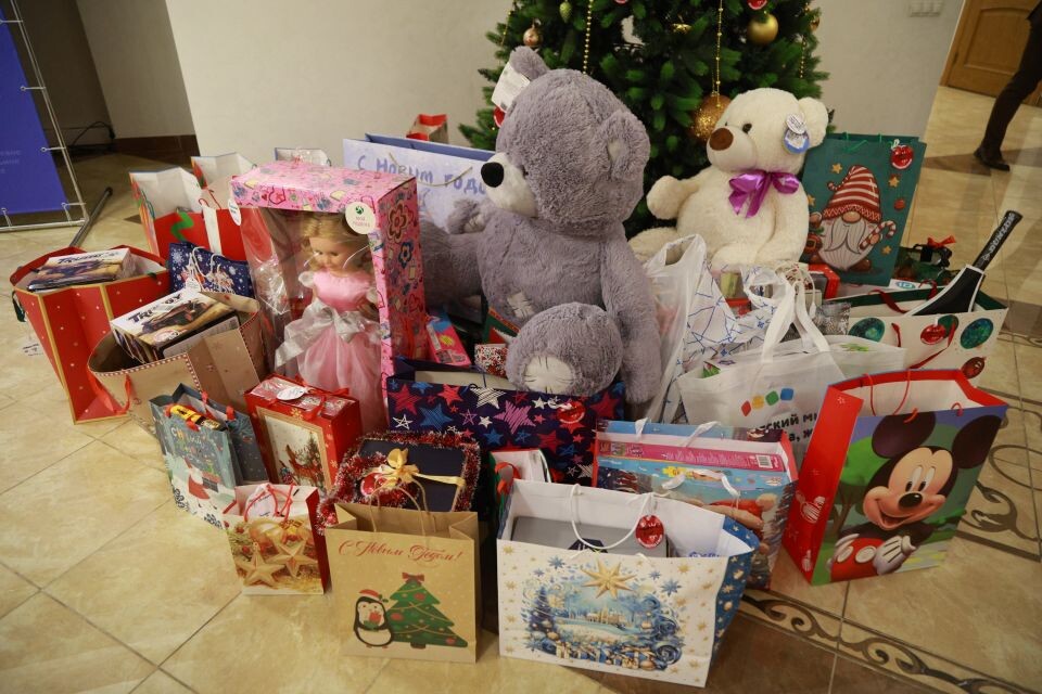    "Ёлка желаний" в АКЗС. Источник: Олег Укладов