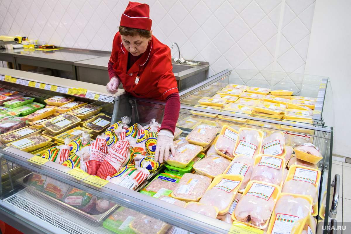 Цена на курицу снова начала расти. Фото: Владимир Жабриков © URA.RU