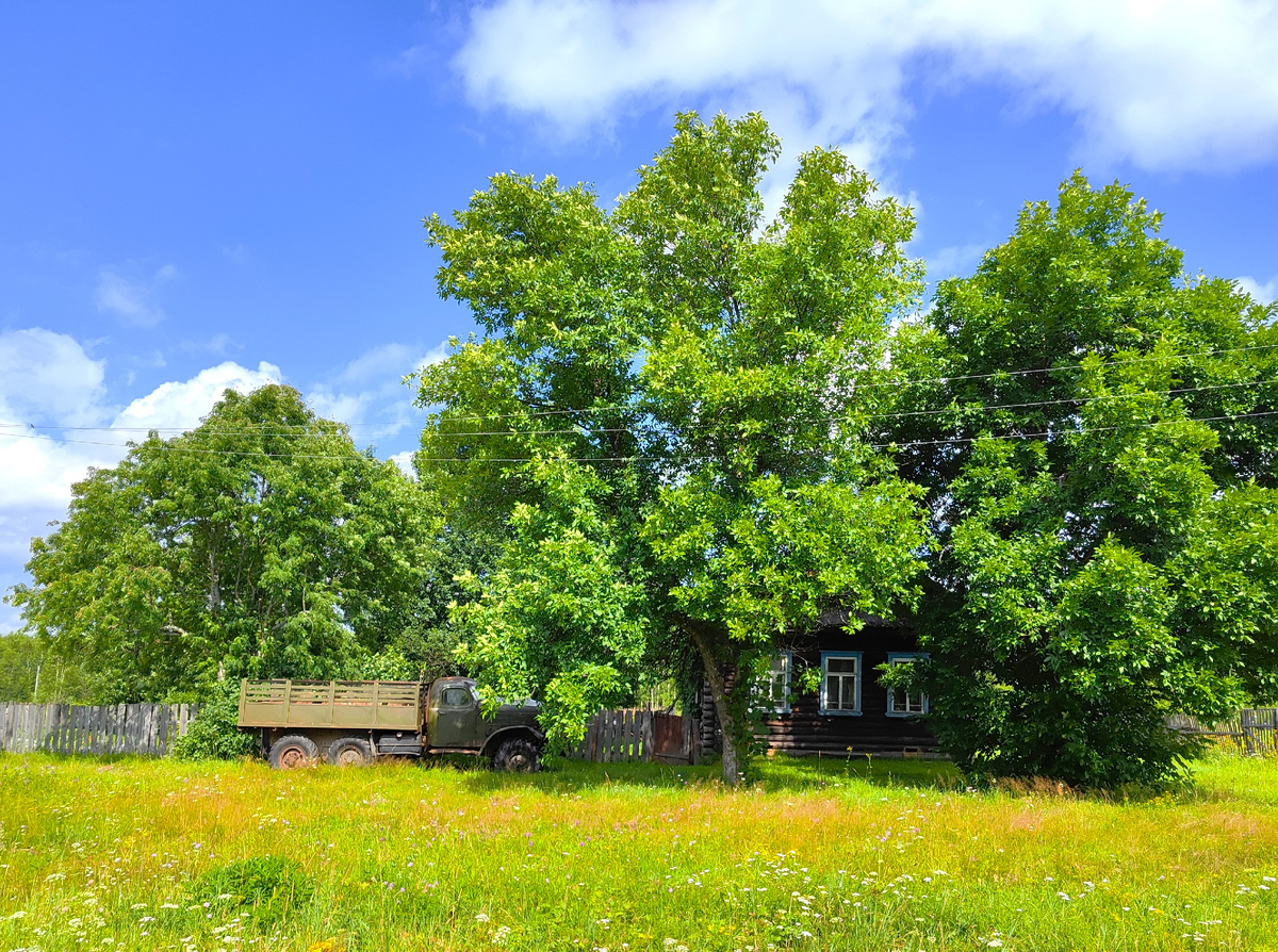 Один из жилых домов в деревне Тренино