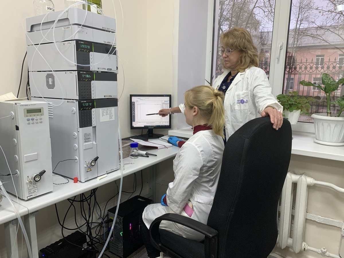 Работа на хроматографе. Источник: Анжелика Шарапова