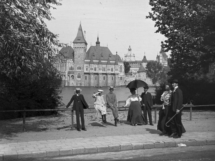 Фото 1903 года (источник vajdahunyadcastle.com).