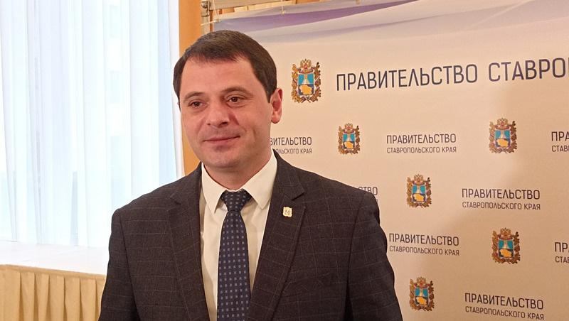    Заместитель министра дорожного хозяйства и транспорта края Денис Янаков Фото: Мария Королёва / / ИА «Победа26»