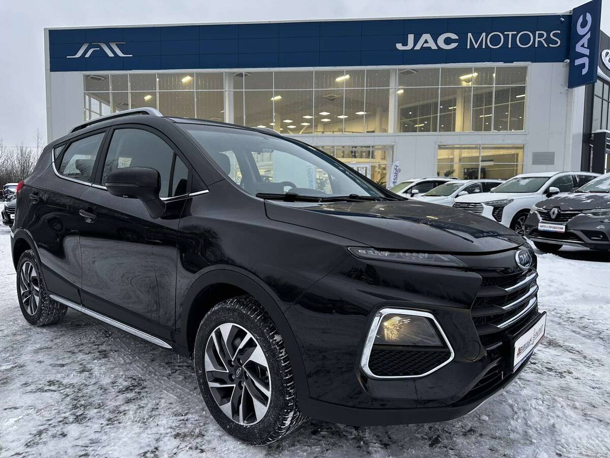 Переднеприводный JAC JS3 в наличии с выгодой до 490 000 рублей!