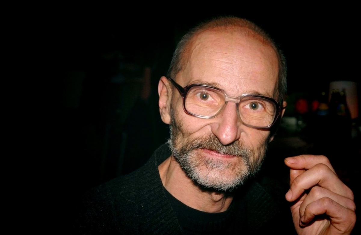 Пётр Николаевич Мамонов (14.04.1951 — 15.07.2021 гг.) — рок-музыкант, актёр, поэт, писатель, радиоведущий.