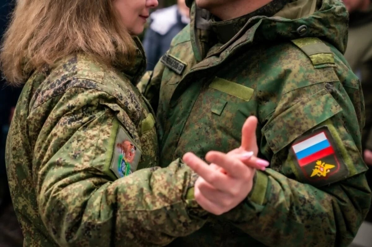    В Югре участникам СВО и их супругам спишут просроченные долги по кредитам