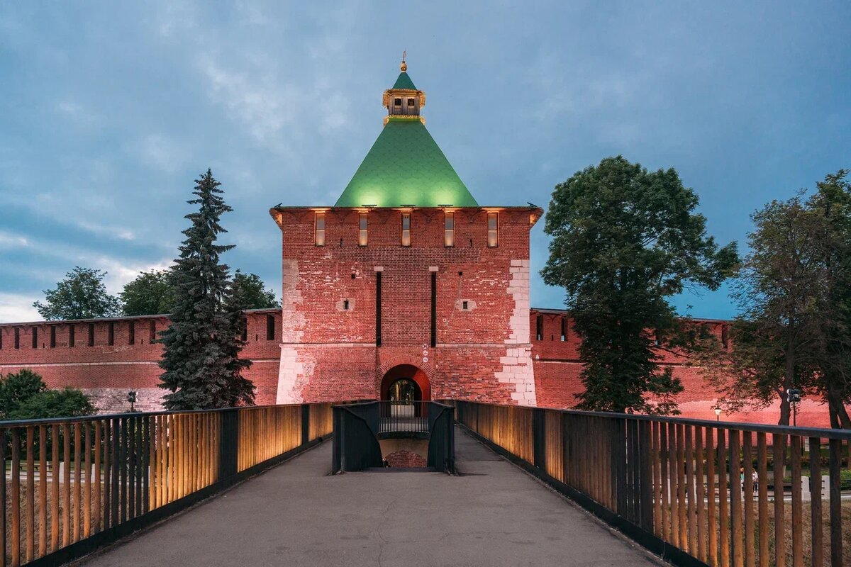 Никольская башня Нижегородского кремля