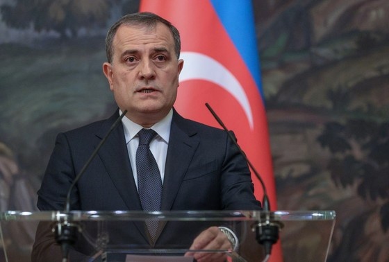    Джейхун Байрамов