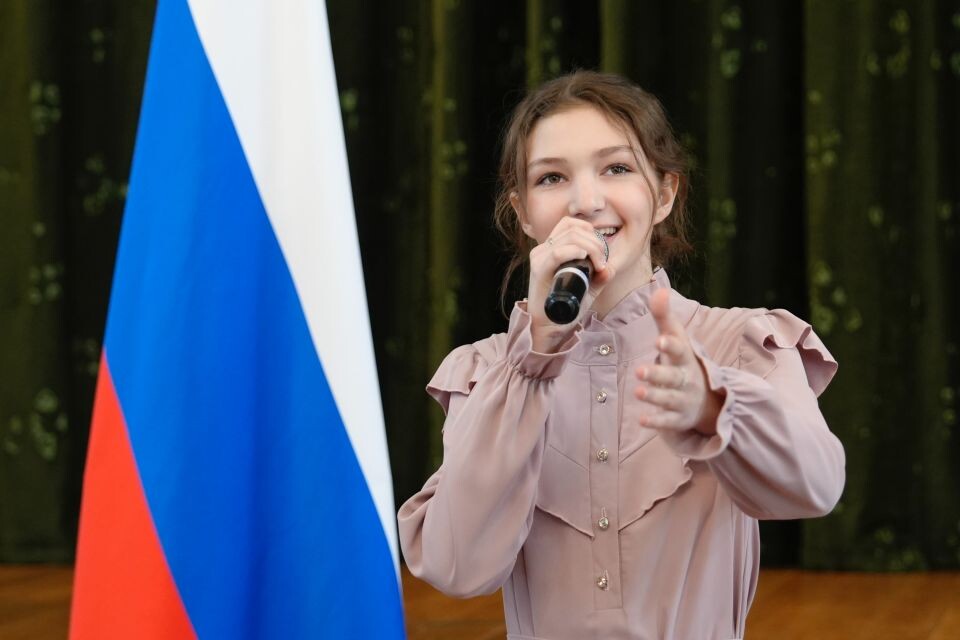    Вручение наград ко Дню Конституции в Республике Алтай. Источник: Андрей Сороко/"Толк"