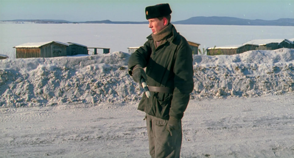 Кадр из фильма "Петя по дороге в Царствие Небесное" (2009)