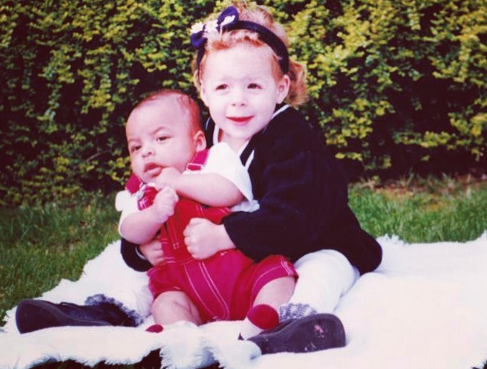 Изабелла и Коннор