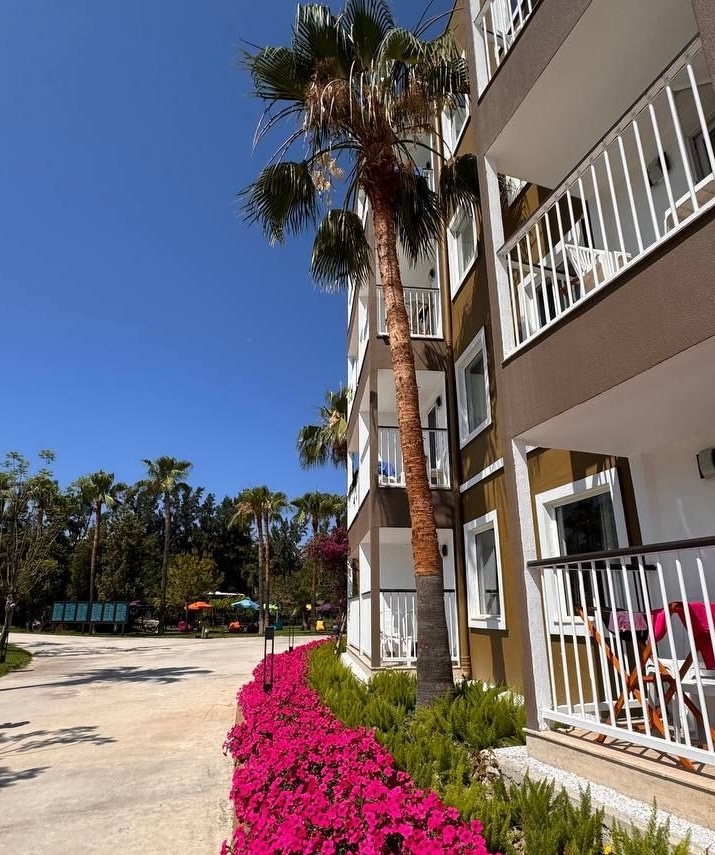 территория отеля