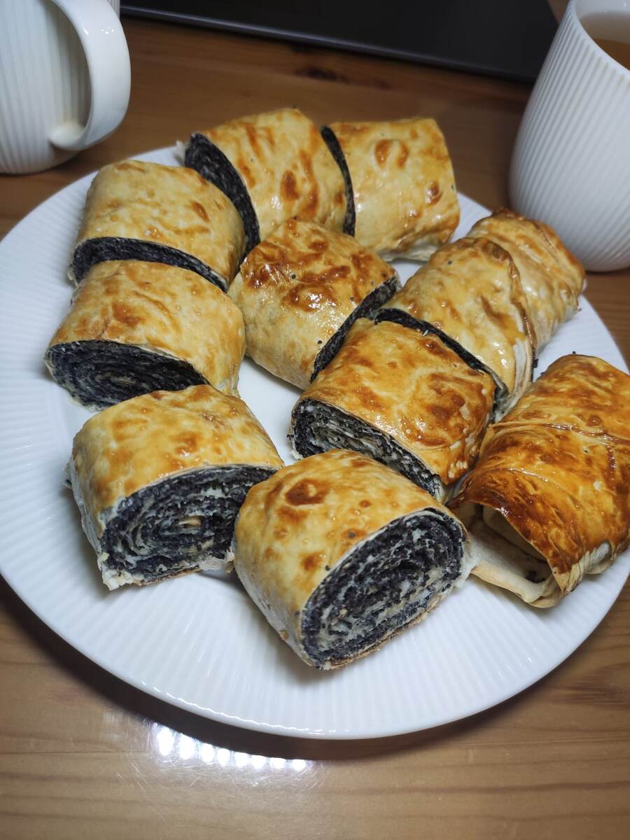 Маковые рулетики. Фото автора.