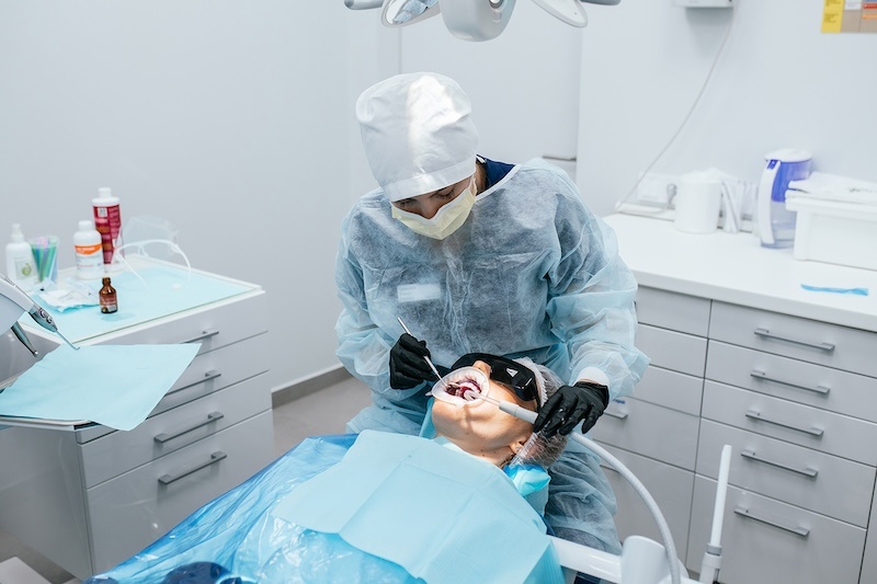 В ПРАЙМе профессиональная гигиена проводится по современному швейцарскому протоколу GBT.