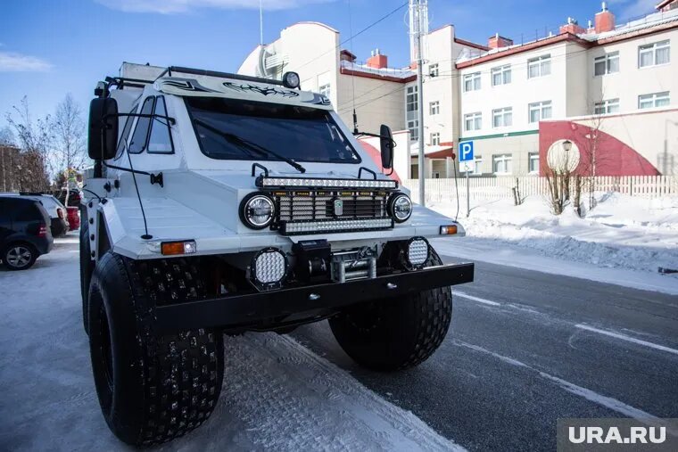 Женщина родила мальчика прямо в вездеходе (архивное фото). Фото: Илья Московец © URA.RU