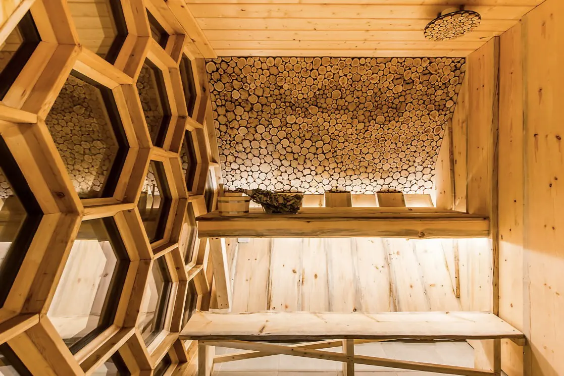 Панорамная баня в глэмпинге Honey Day