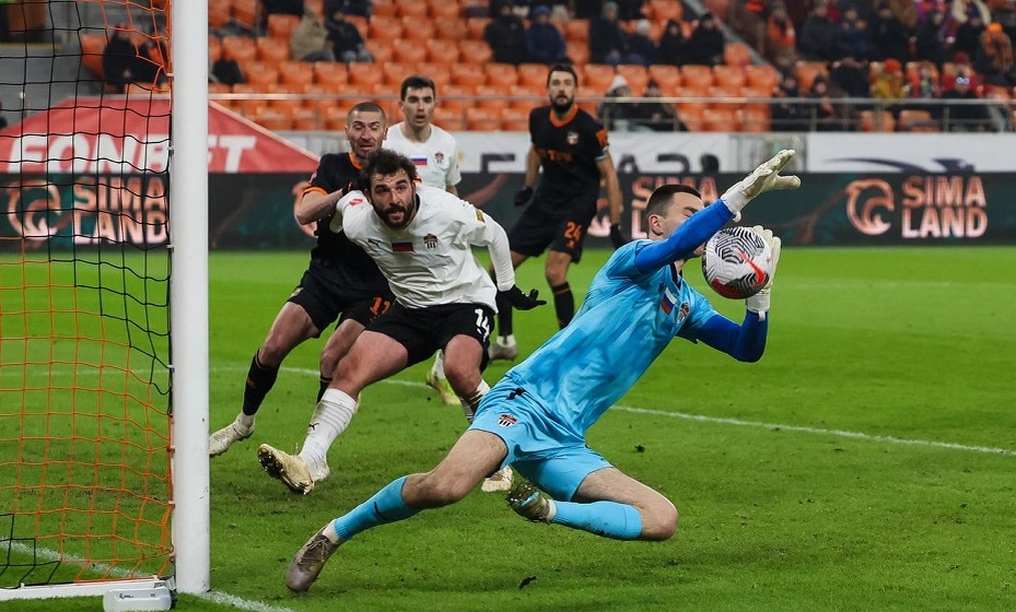    «Химки» и Георгий Джикия ждут того, что будет с клубом после ареста инвестора Садыгова. Фото: ФК «Химки»