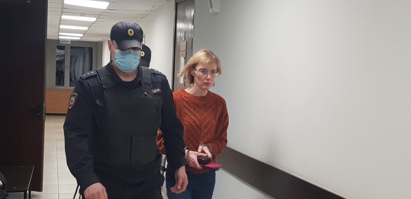    Осужденную за взятки диетолога Балашову заковали в наручники в ПетрозаводскеИрина Меркова