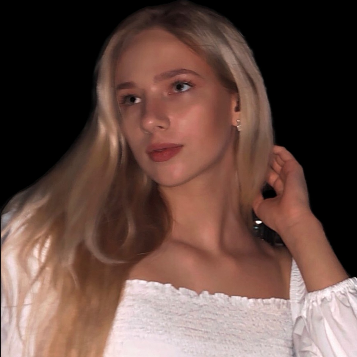 Селена, старшая дочь актера Сергея Юшкевича